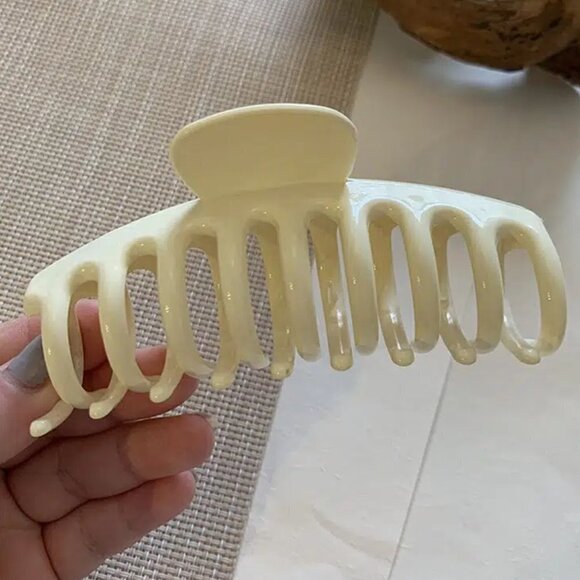 NEW 3 PIECE CLAW CLIPS - Picture 3 of 4